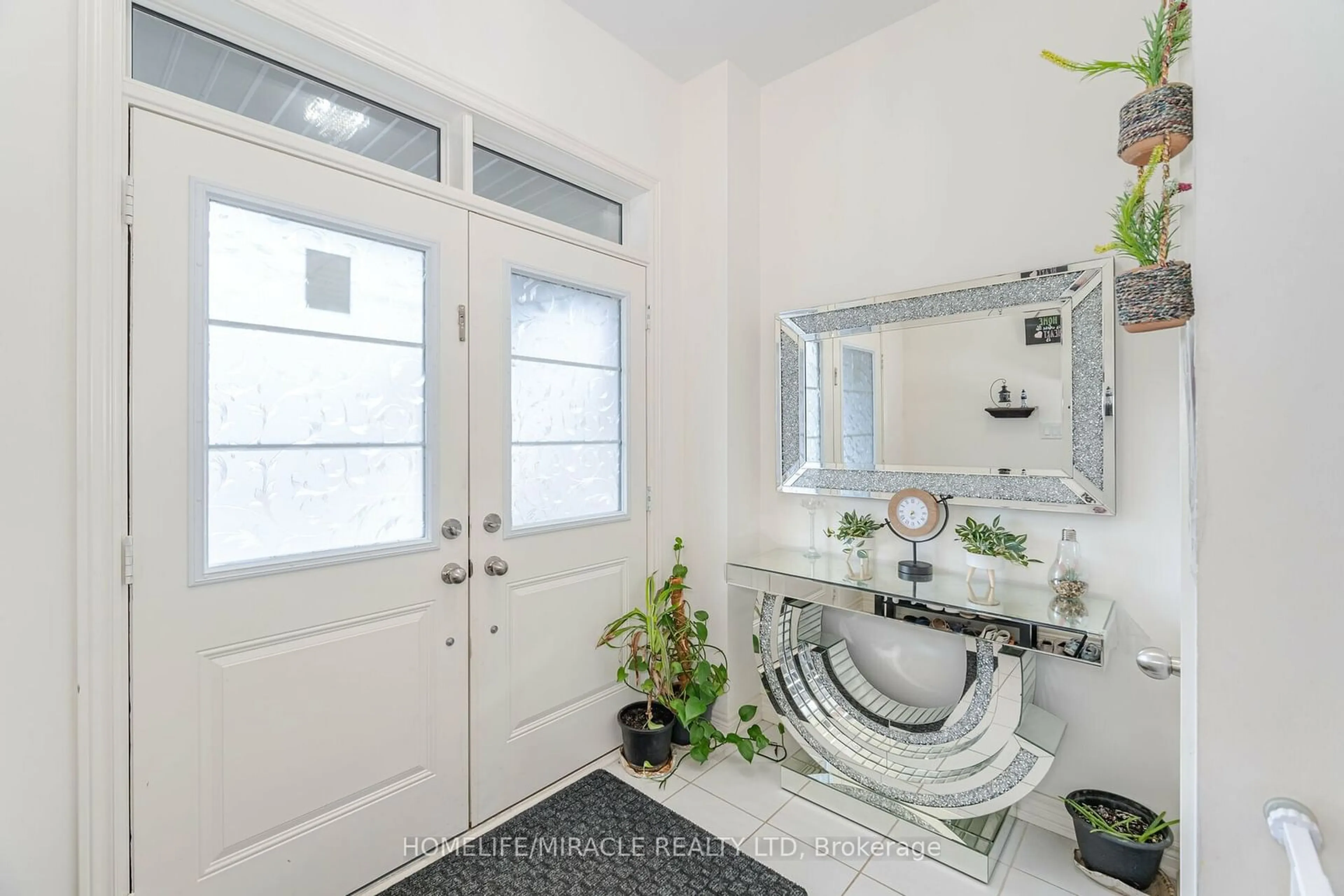 Bathroom, ceramic floors for 129 Adventura Rd, Brampton Ontario L7A 5A7