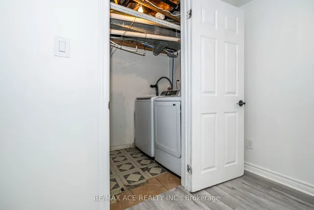 Additional property image - 15 Strathavon Dr