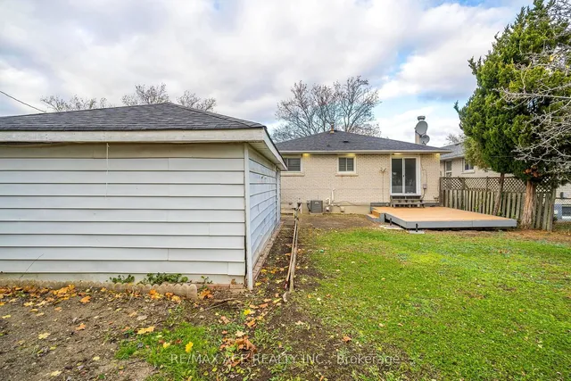 Additional property image - 15 Strathavon Dr