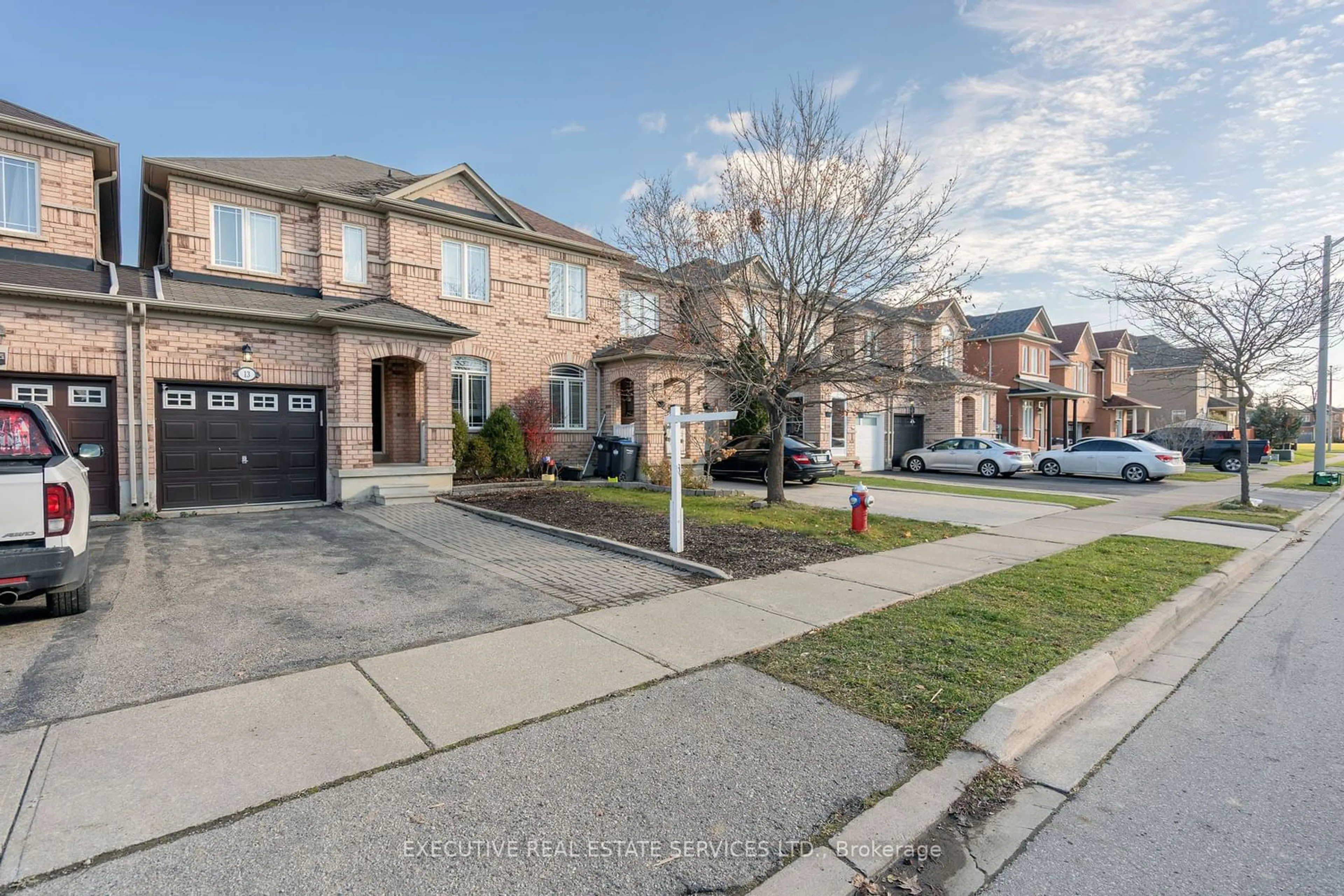 Home with brick exterior material for 13 Percy Gate, Brampton Ontario L7A 3S1