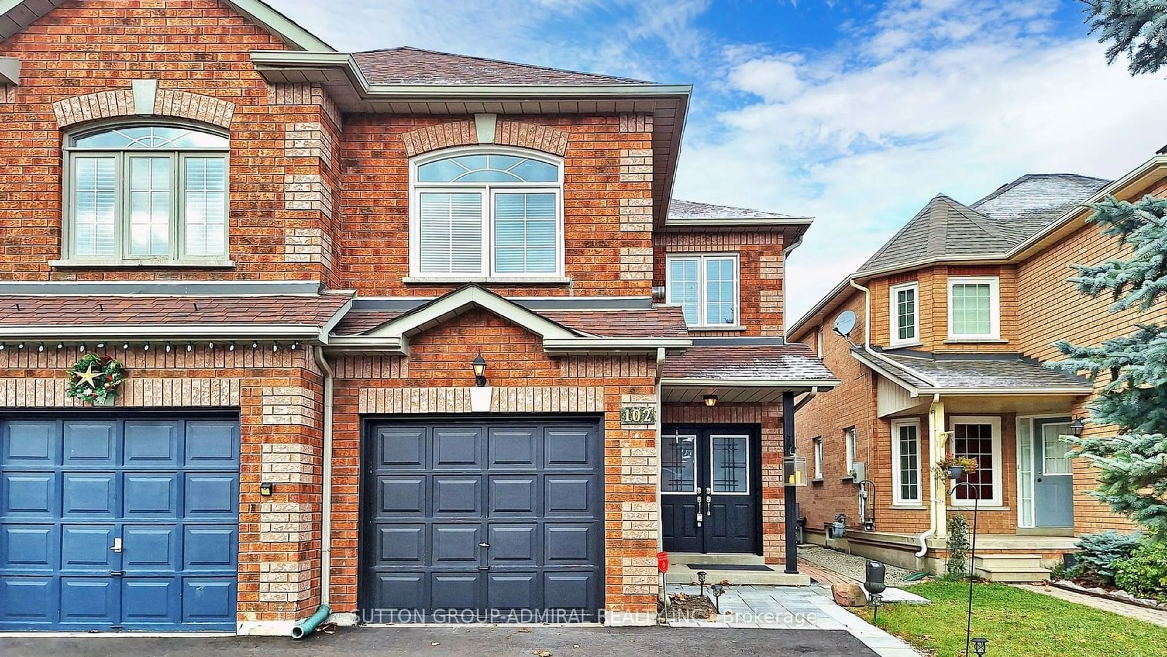 Home with brick exterior material for 102 Fountainbridge Dr, Caledon Ontario L7E 1V7