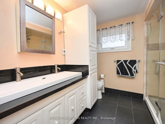 Additional property image - 7214 Ridgeland Cres