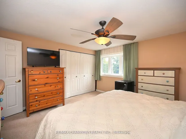 Additional property image - 7214 Ridgeland Cres
