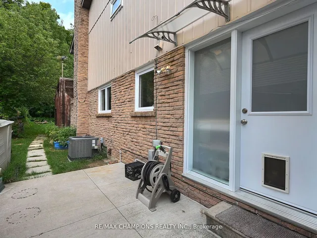 Additional property image - 7214 Ridgeland Cres