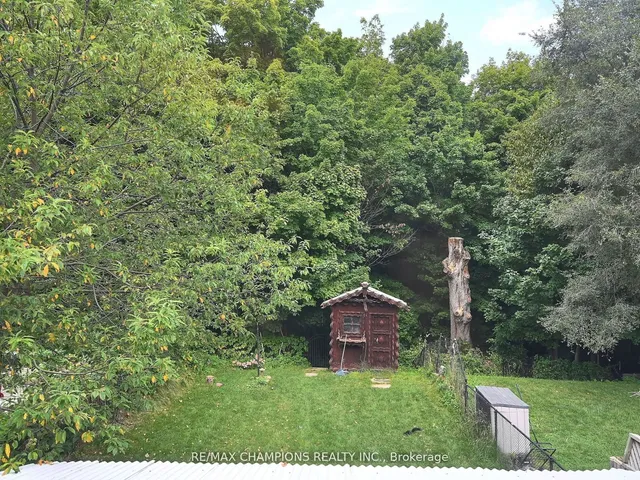 Additional property image - 7214 Ridgeland Cres