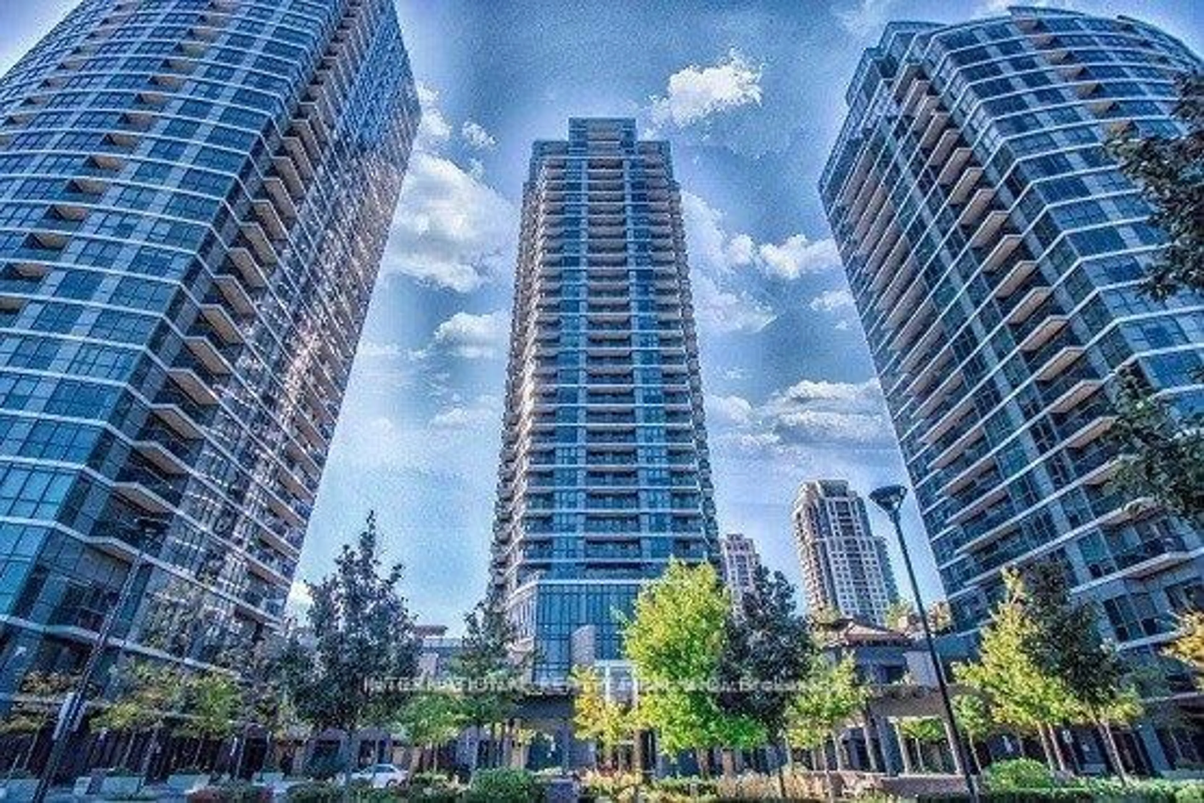 A pic from exterior of the house or condo, the view of city buildings for 1 Valhalla Inn Rd #1005, Toronto Ontario M9B 1S9