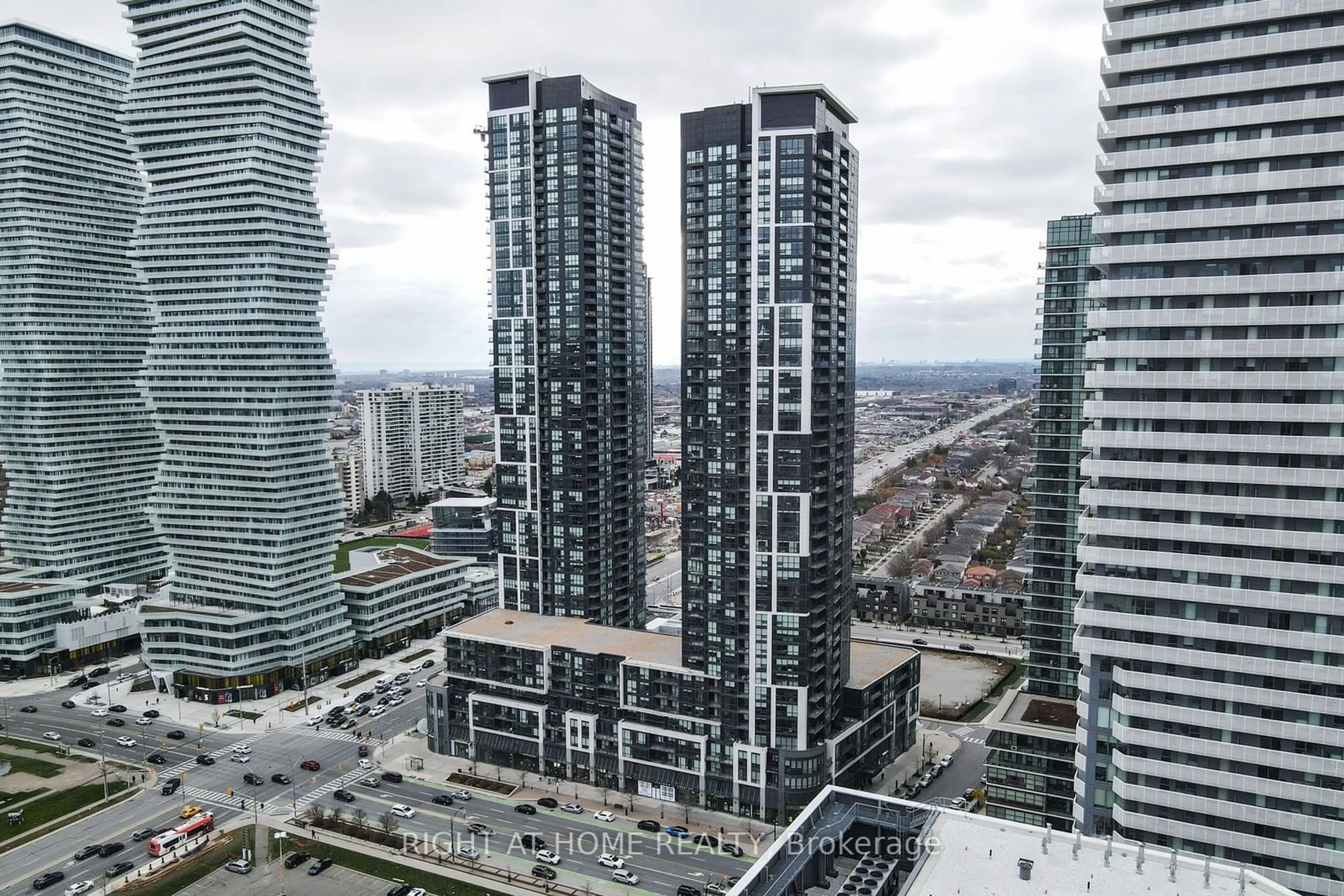 A pic from exterior of the house or condo, the view of city buildings for 510 Curran Pl #2508, Mississauga Ontario L5B 0J8