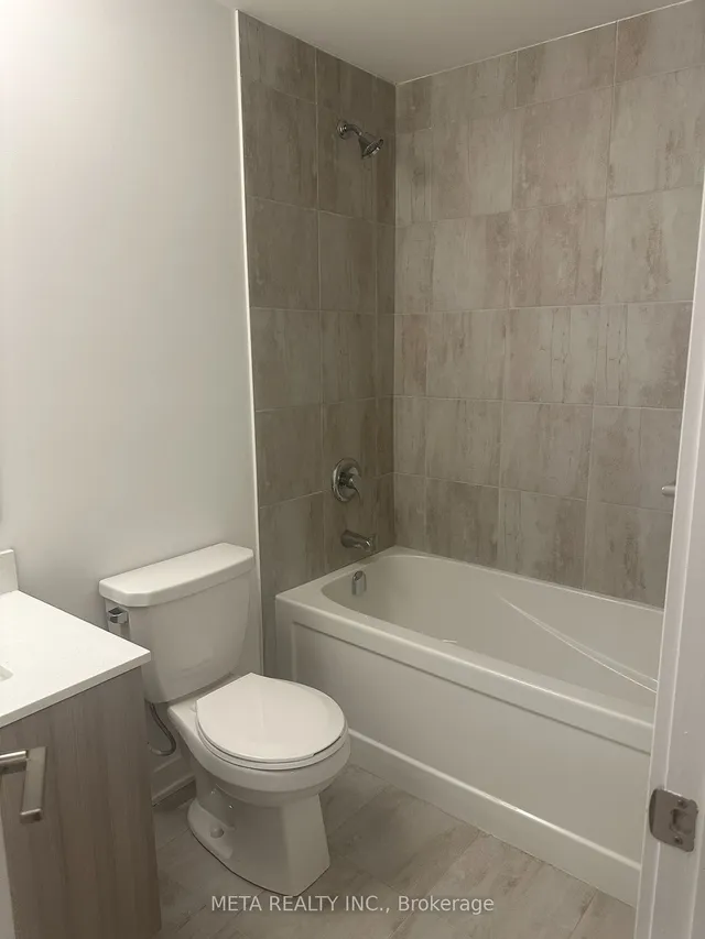 Additional property image - 4035 Hickory Dr Unit Th09