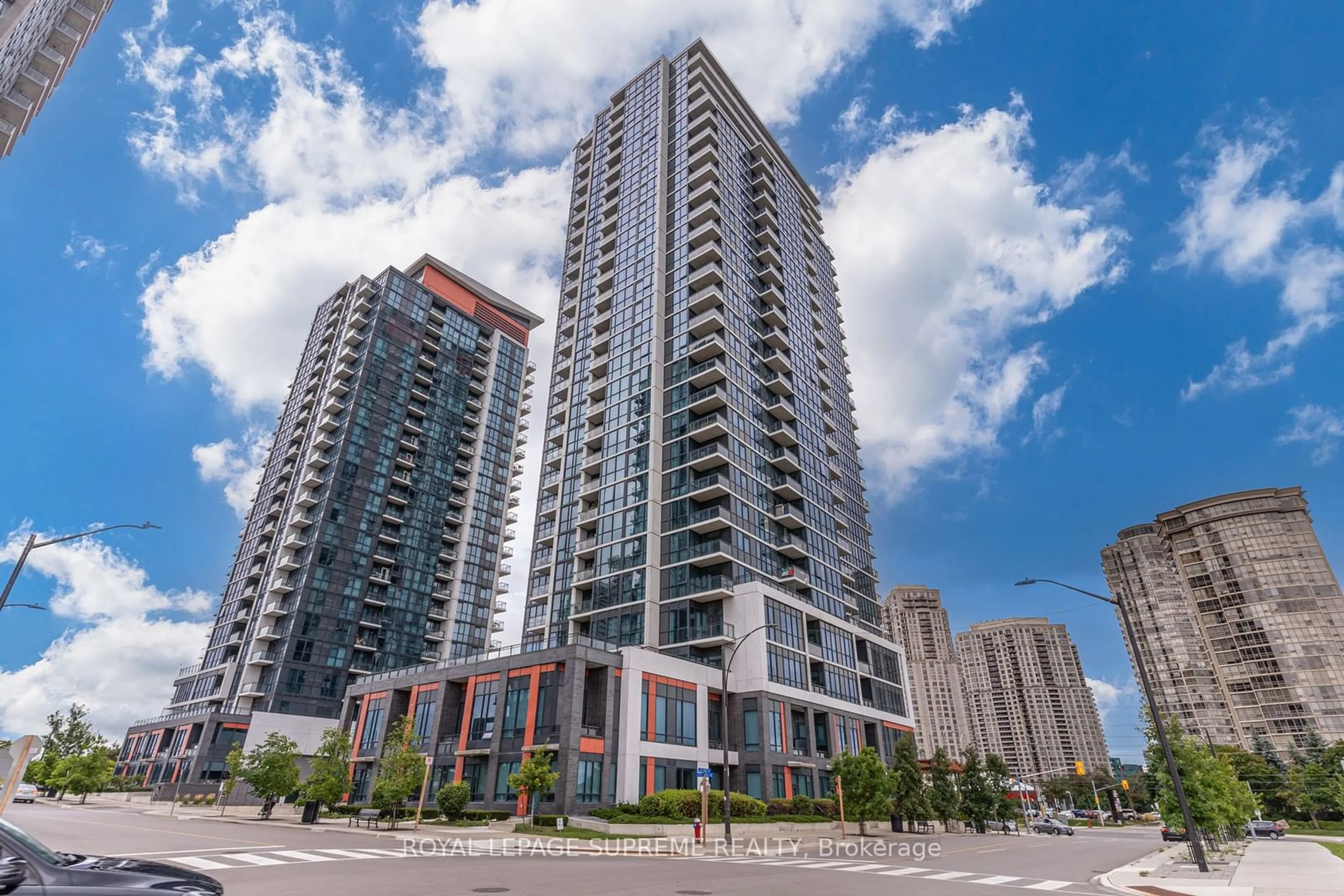 A pic from exterior of the house or condo, the view of city buildings for 75 Eglinton Ave #1710, Mississauga Ontario L5R 0E5