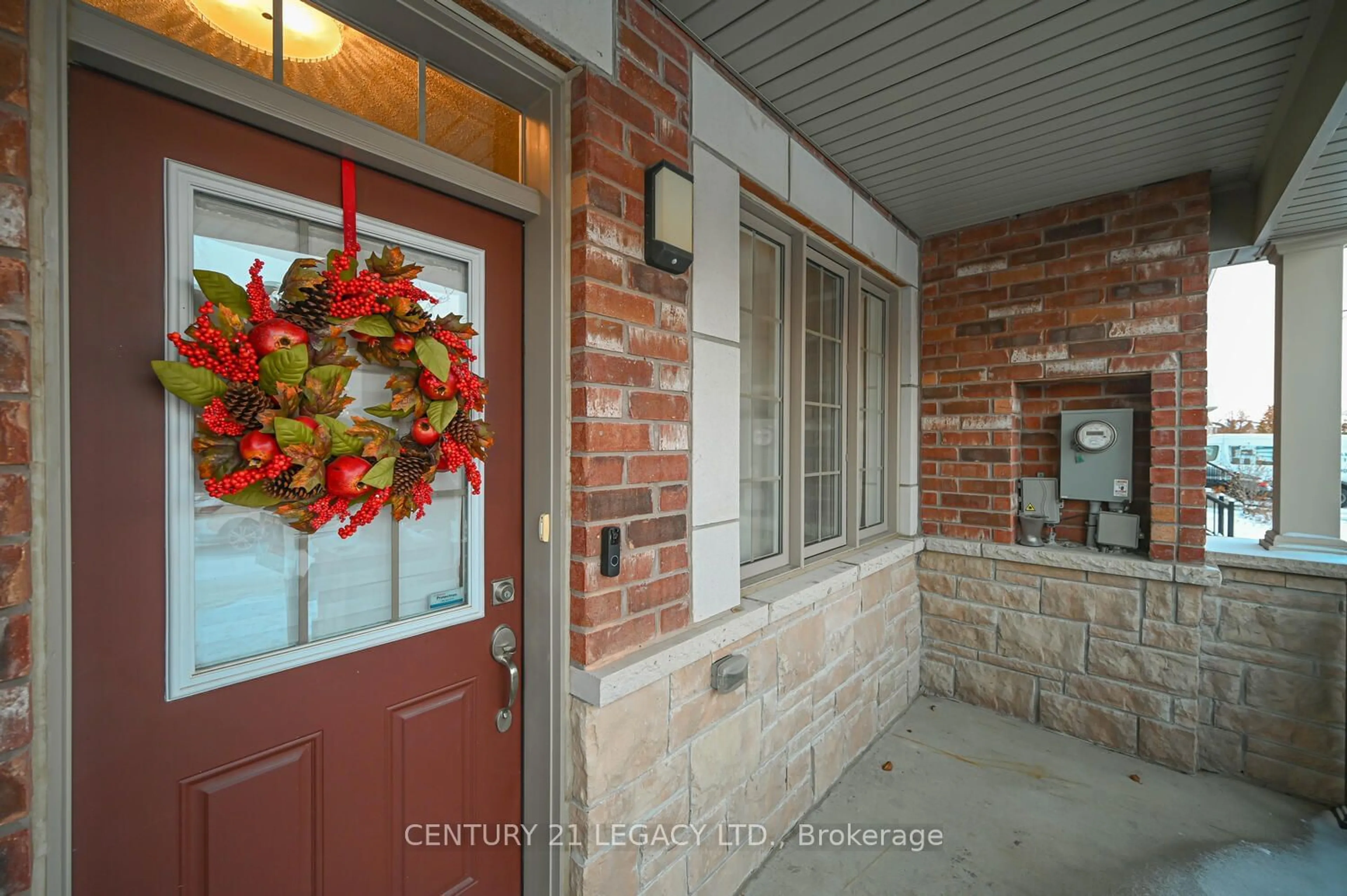 Indoor entryway, cement floor for 67 Zelda Rd, Brampton Ontario L6R 3V4