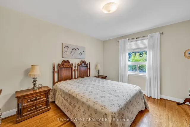 Additional property image - 5 Picton Cres