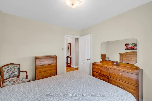 Additional property image - 5 Picton Cres