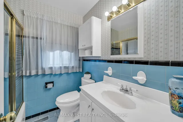 Additional property image - 5 Picton Cres