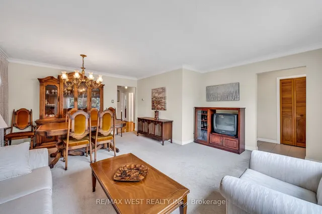 Additional property image - 5 Picton Cres
