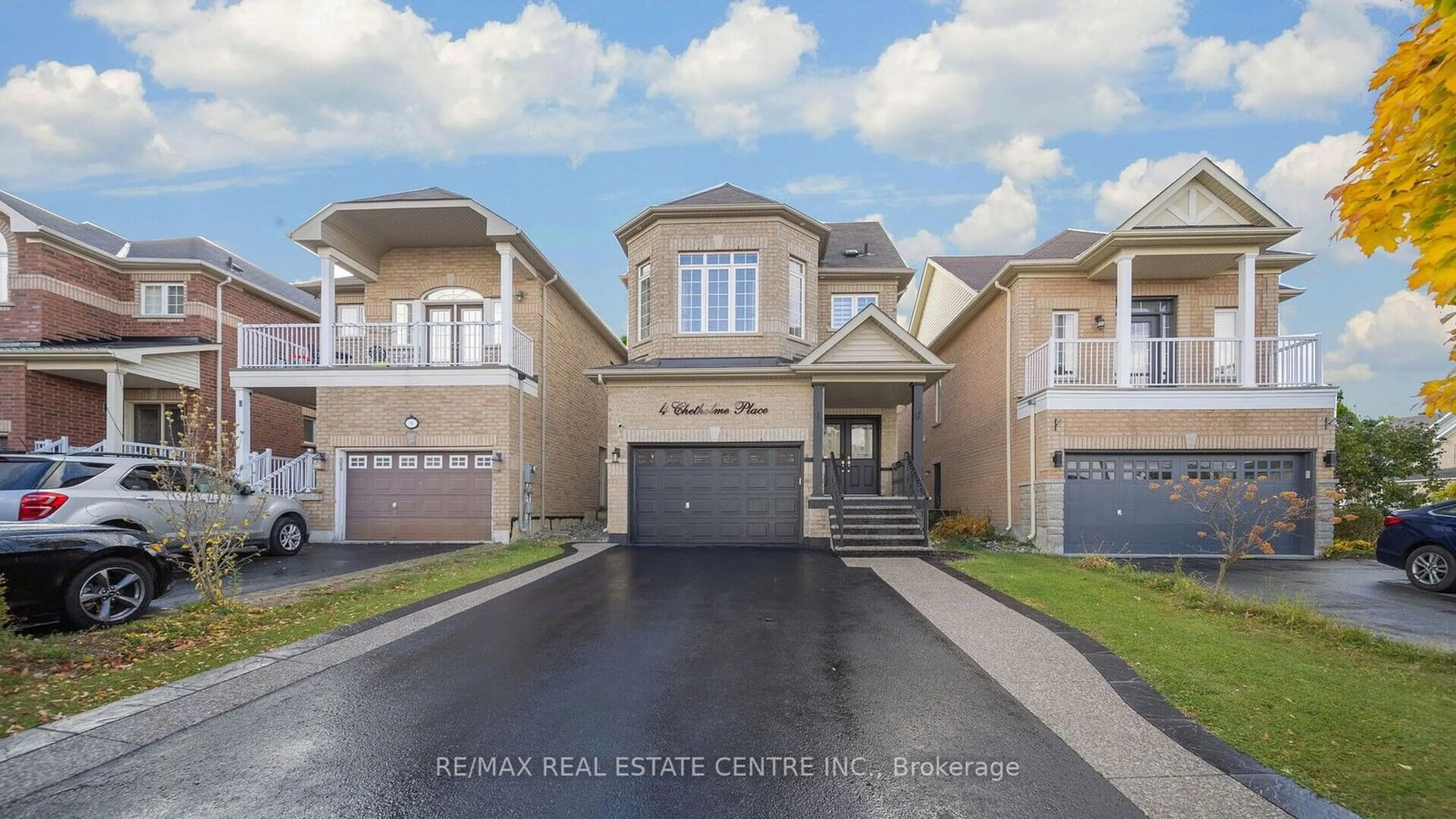 A pic from exterior of the house or condo, the street view for 4 Chetholme Pl, Halton Hills Ontario L7G 0B5