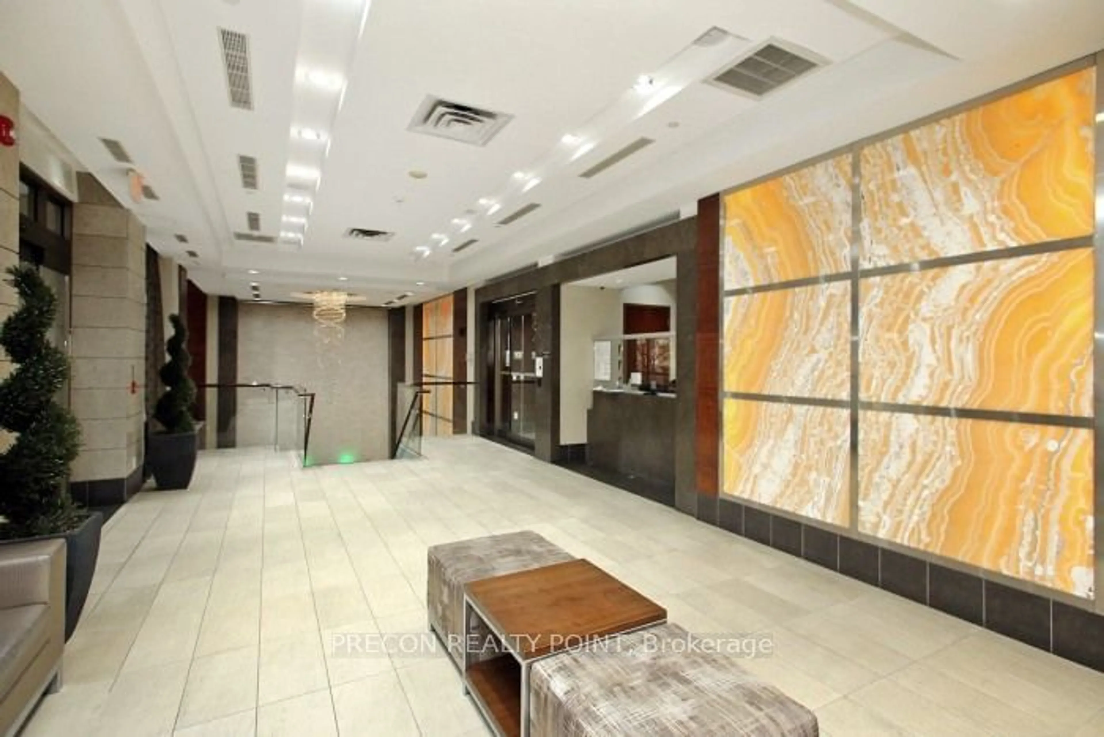 Indoor lobby for 310 Burnhamthorpe Rd #PH01, Mississauga Ontario L5B 4P9