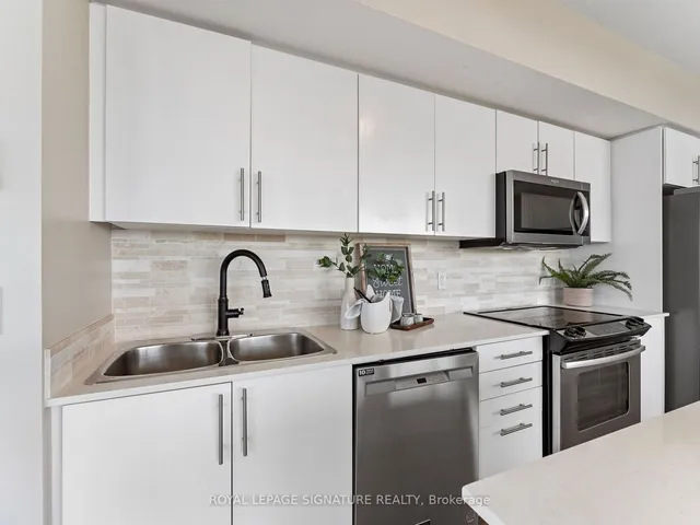 Additional property image - 2230 Lake Shore Blvd Unit 1704