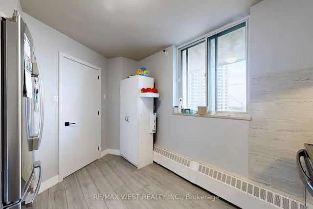 Additional property image - 5 San Romanoway Unit 808