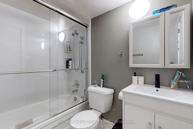 Additional property image - 5 San Romanoway Unit 808