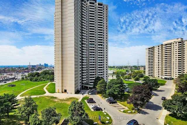 Additional property image - 5 San Romanoway Unit 808