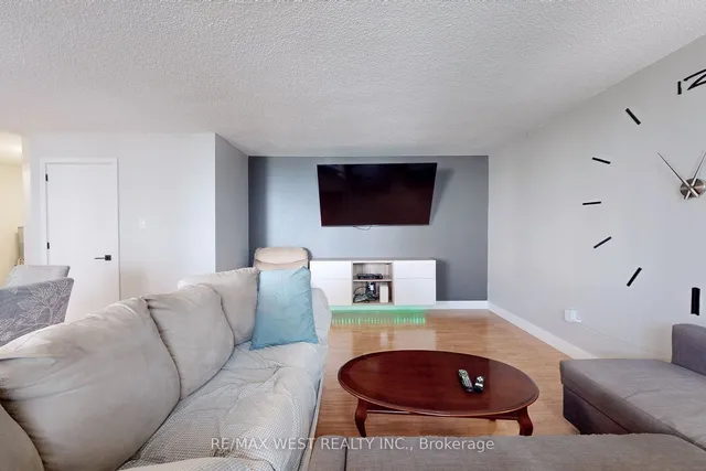 Additional property image - 5 San Romanoway Unit 808