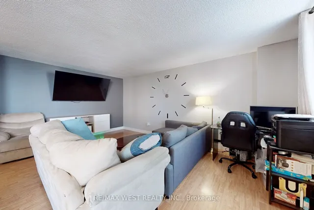 Additional property image - 5 San Romanoway Unit 808