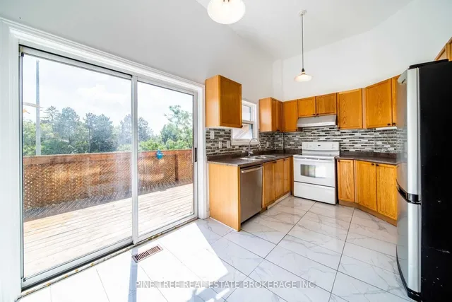 Additional property image - 24 Provincial Pl Unit 24