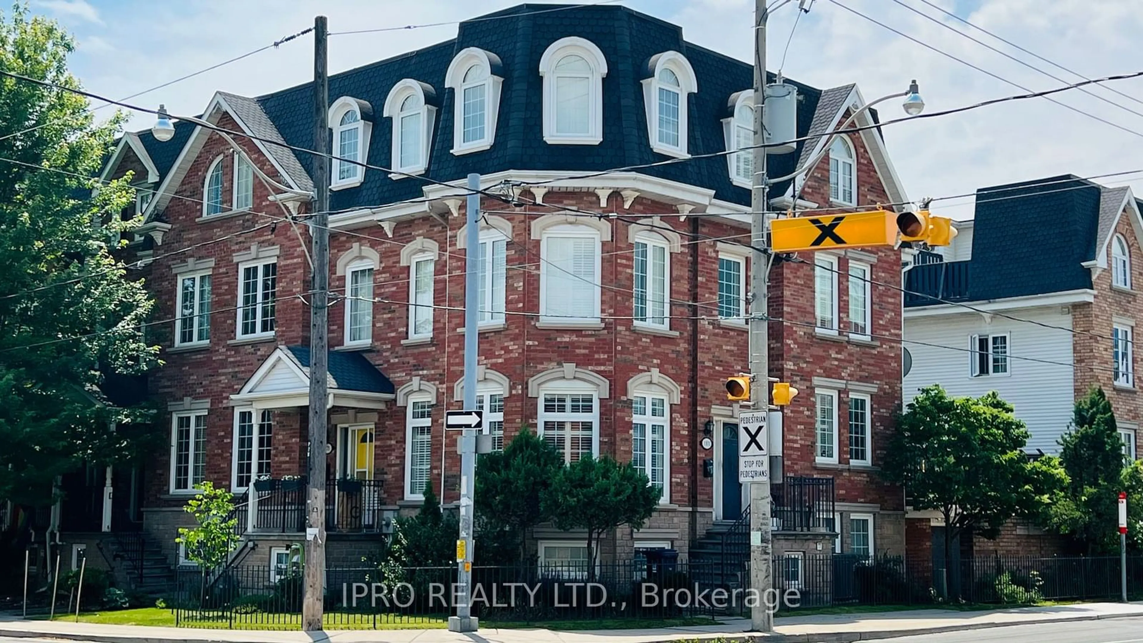 Home with brick exterior material for 1101 Dupont St, Toronto Ontario M6H 4J6