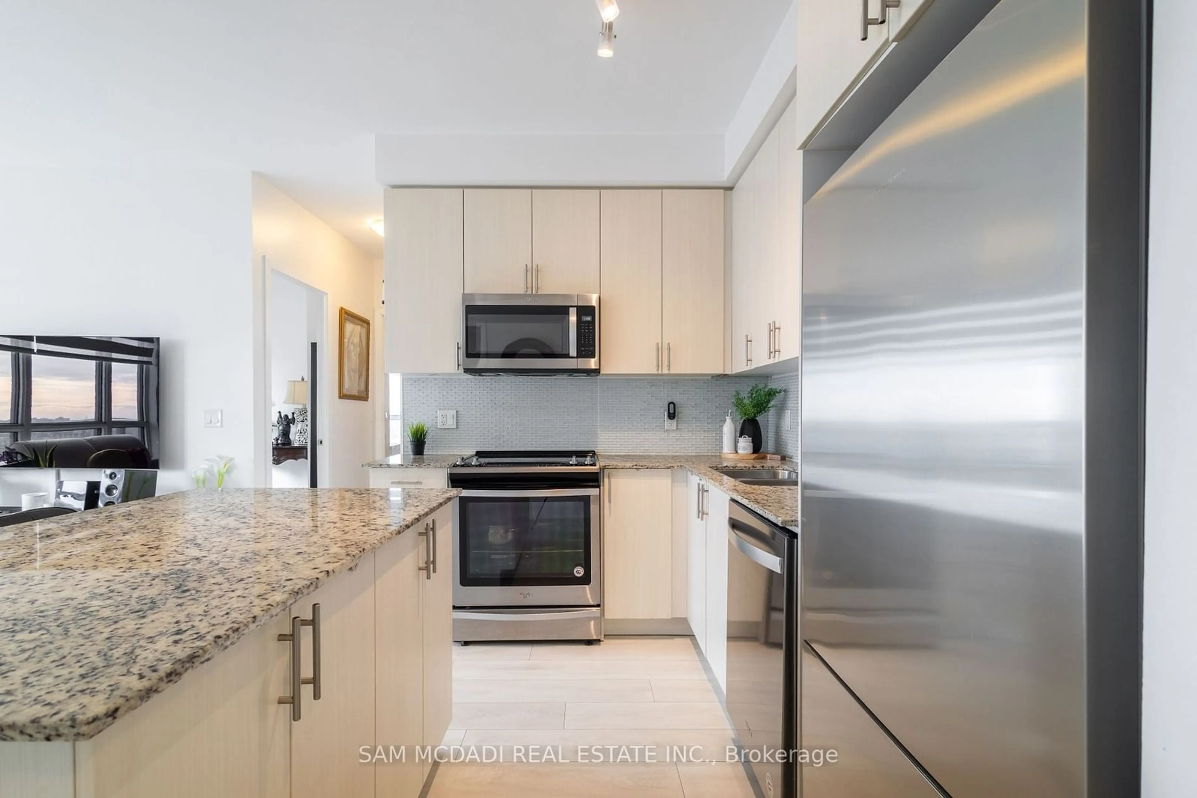 Standard kitchen, wood floors for 4655 Glen Erin Dr #1708, Mississauga Ontario L5M 0Z1