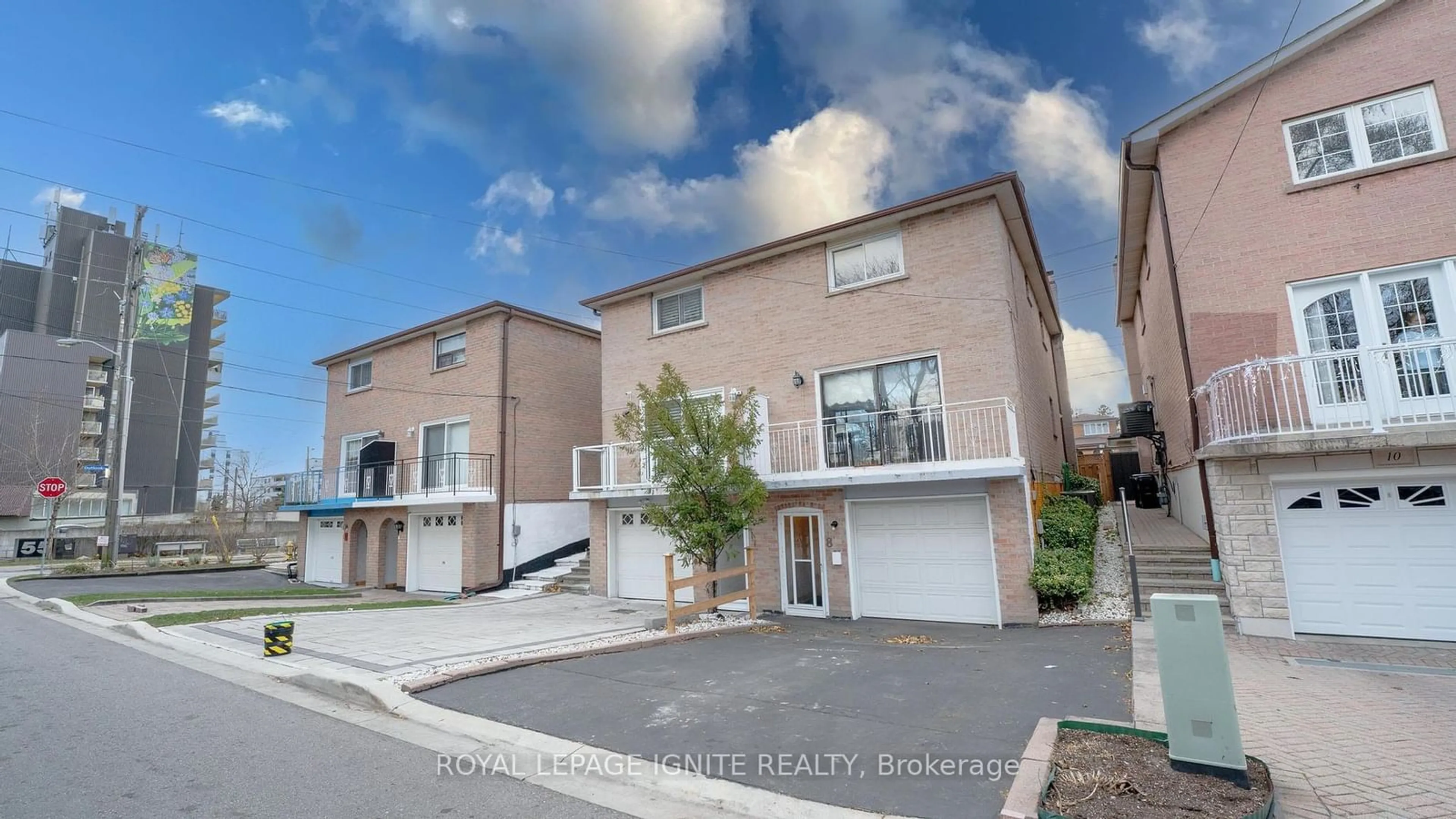 A pic from exterior of the house or condo, the street view for 8 Outlook Garden Blvd, Toronto Ontario M6N 4Z4