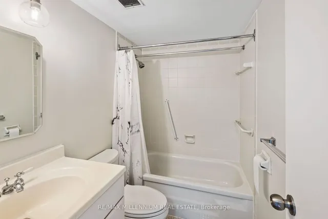 Additional property image - 151 La Rose Ave Unit 707