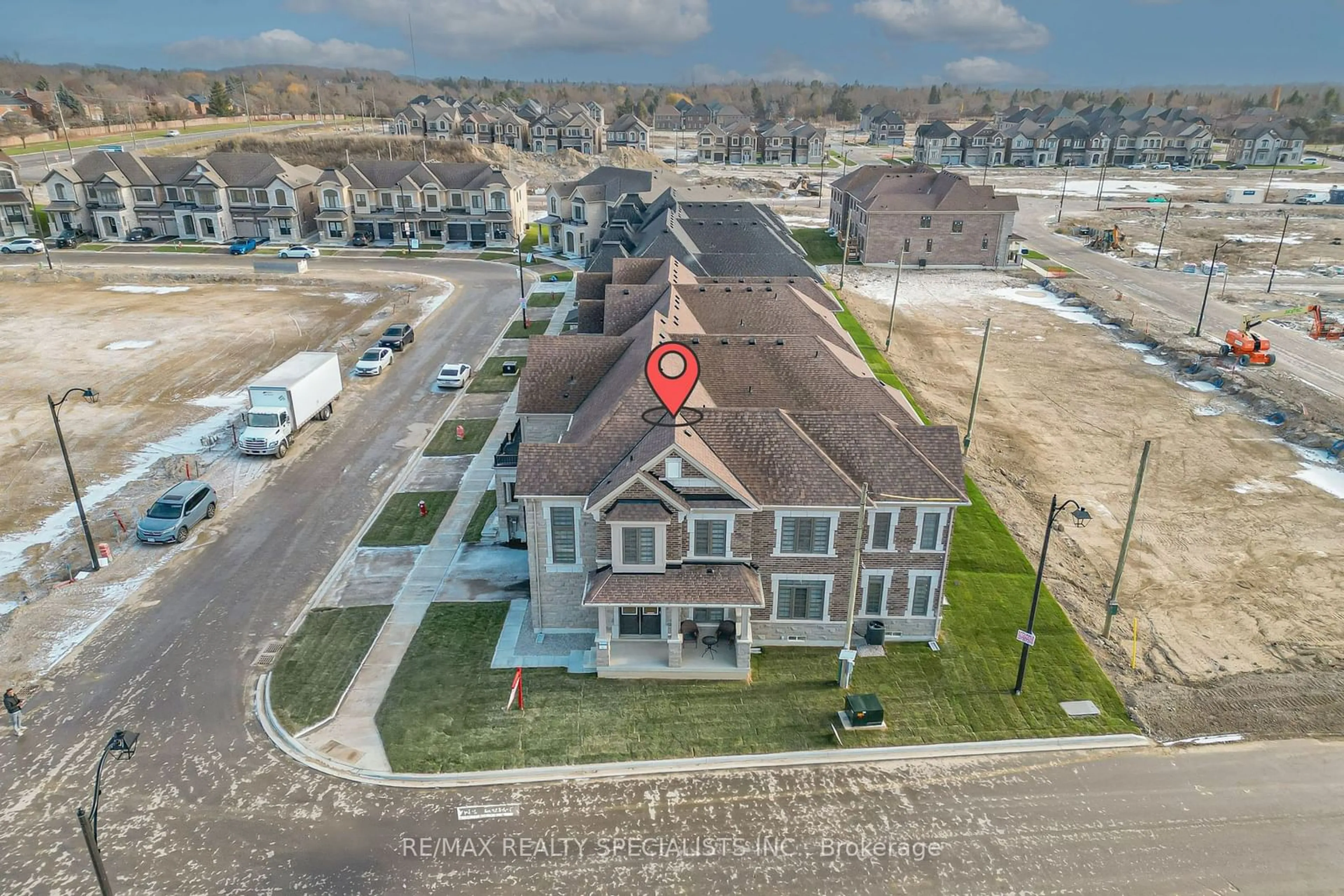 A pic from exterior of the house or condo, the street view for 215 Hayrake St, Brampton Ontario L6Z 0A2