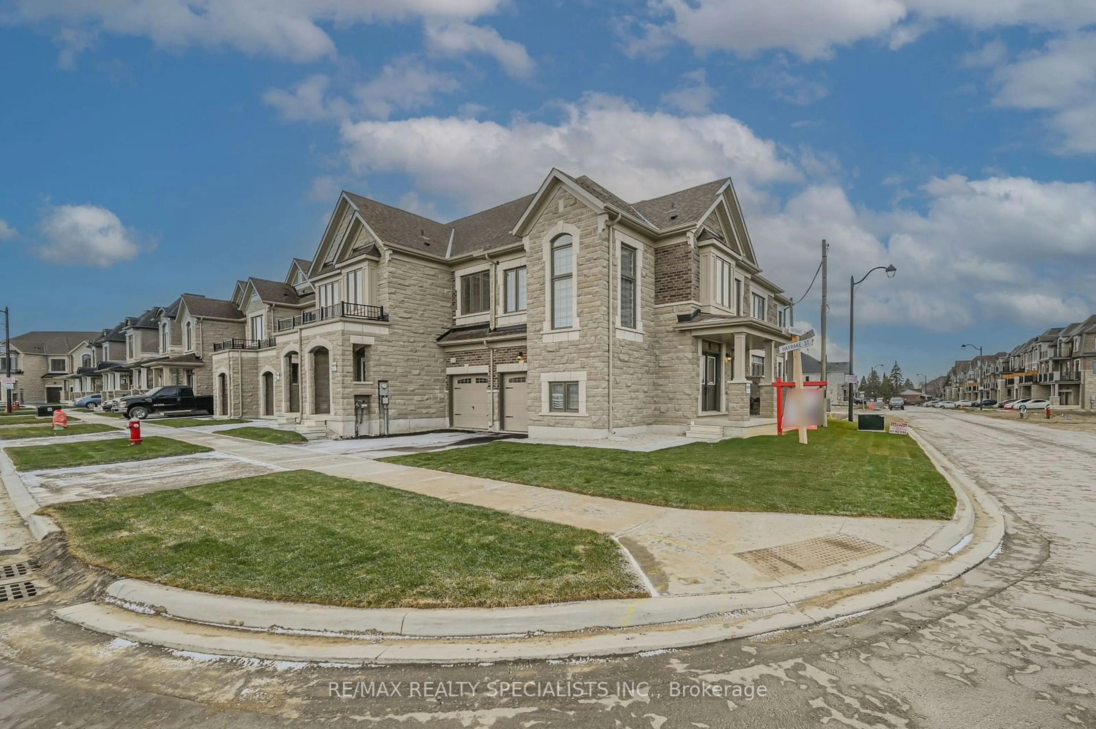 A pic from exterior of the house or condo, the street view for 215 Hayrake St, Brampton Ontario L6Z 0A2