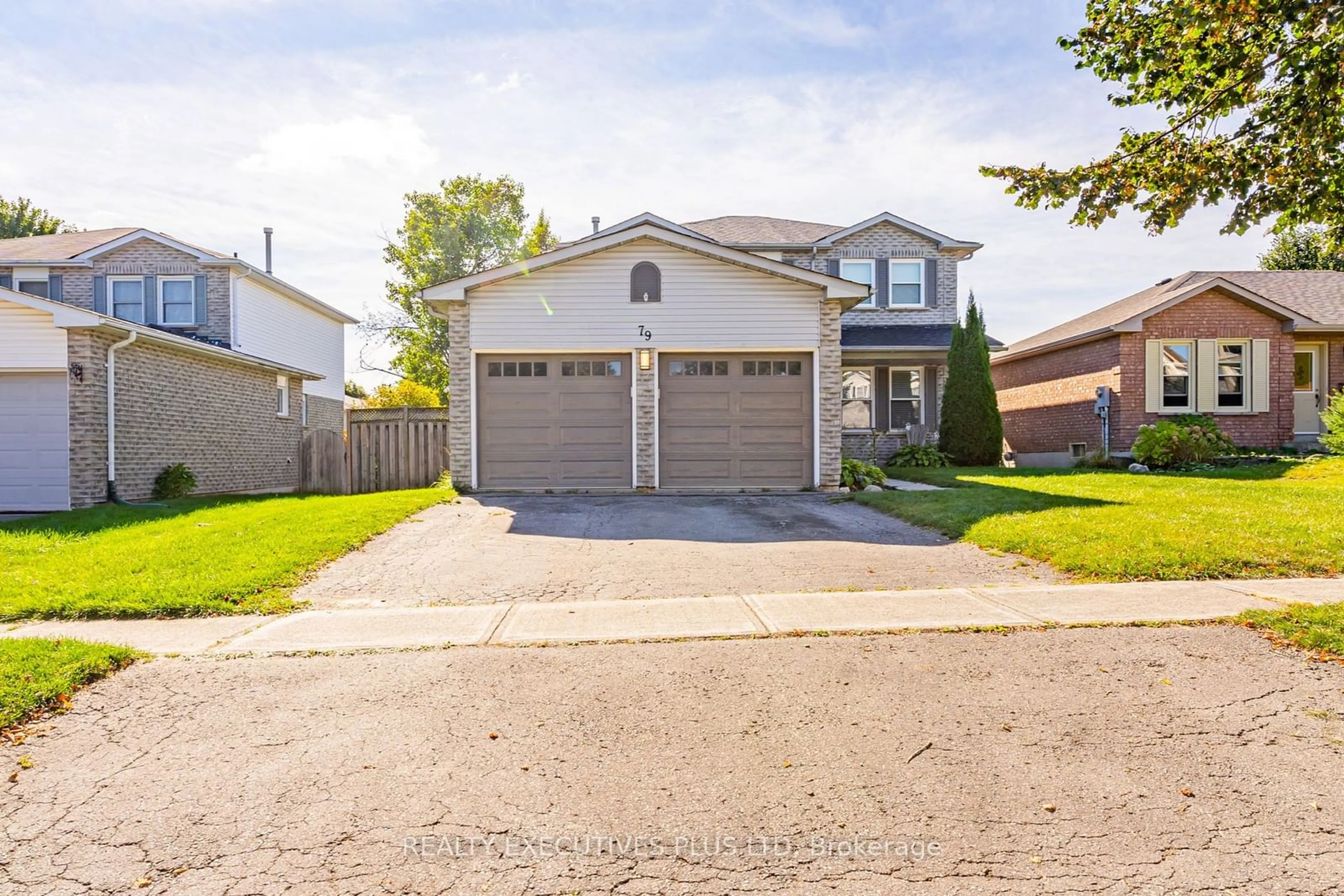 Frontside or backside of a home, the street view for 79 Pheasant Dr, Orangeville Ontario L9W 4K3