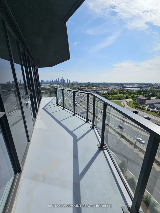 Additional property image - 36 Zorra St Unit 1008
