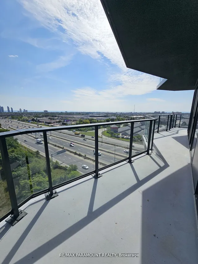 Additional property image - 36 Zorra St Unit 1008