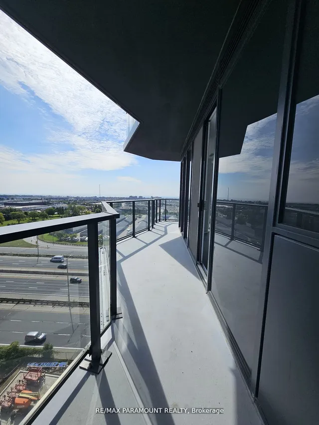 Additional property image - 36 Zorra St Unit 1008