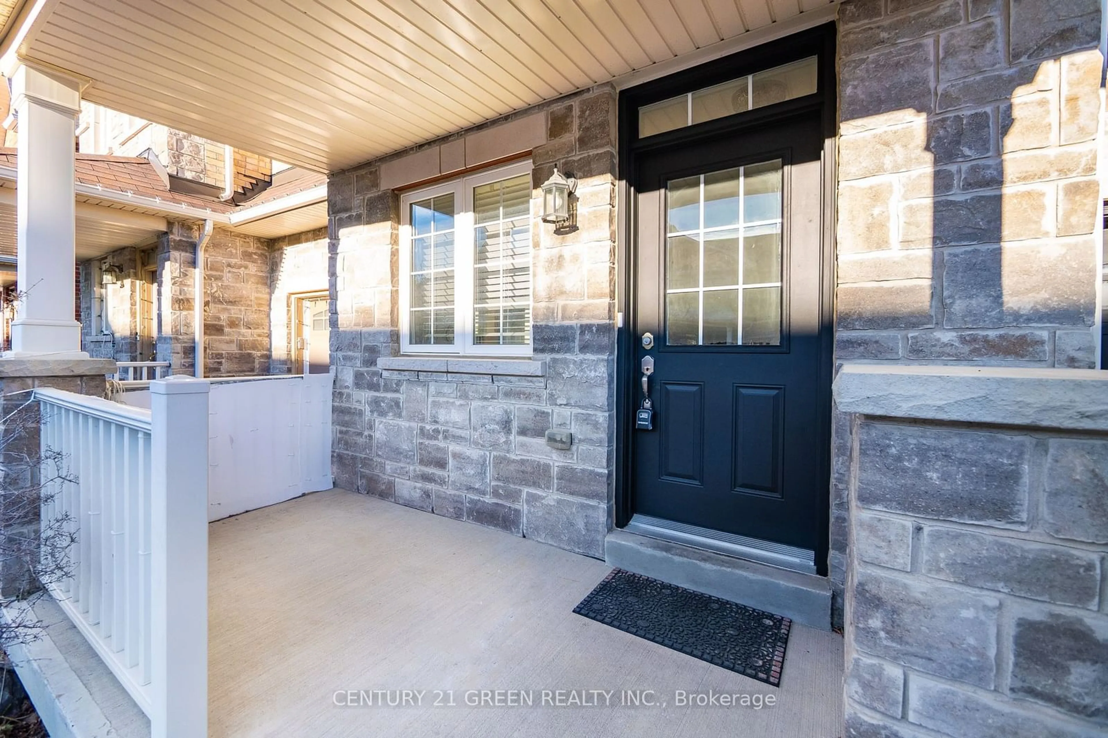 Indoor entryway, cement floor for 569 Murray Meadows Pl, Milton Ontario L9T 8L8