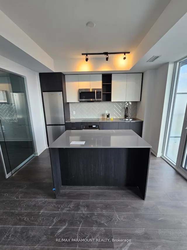 Additional property image - 36 Zorra St Unit 2807