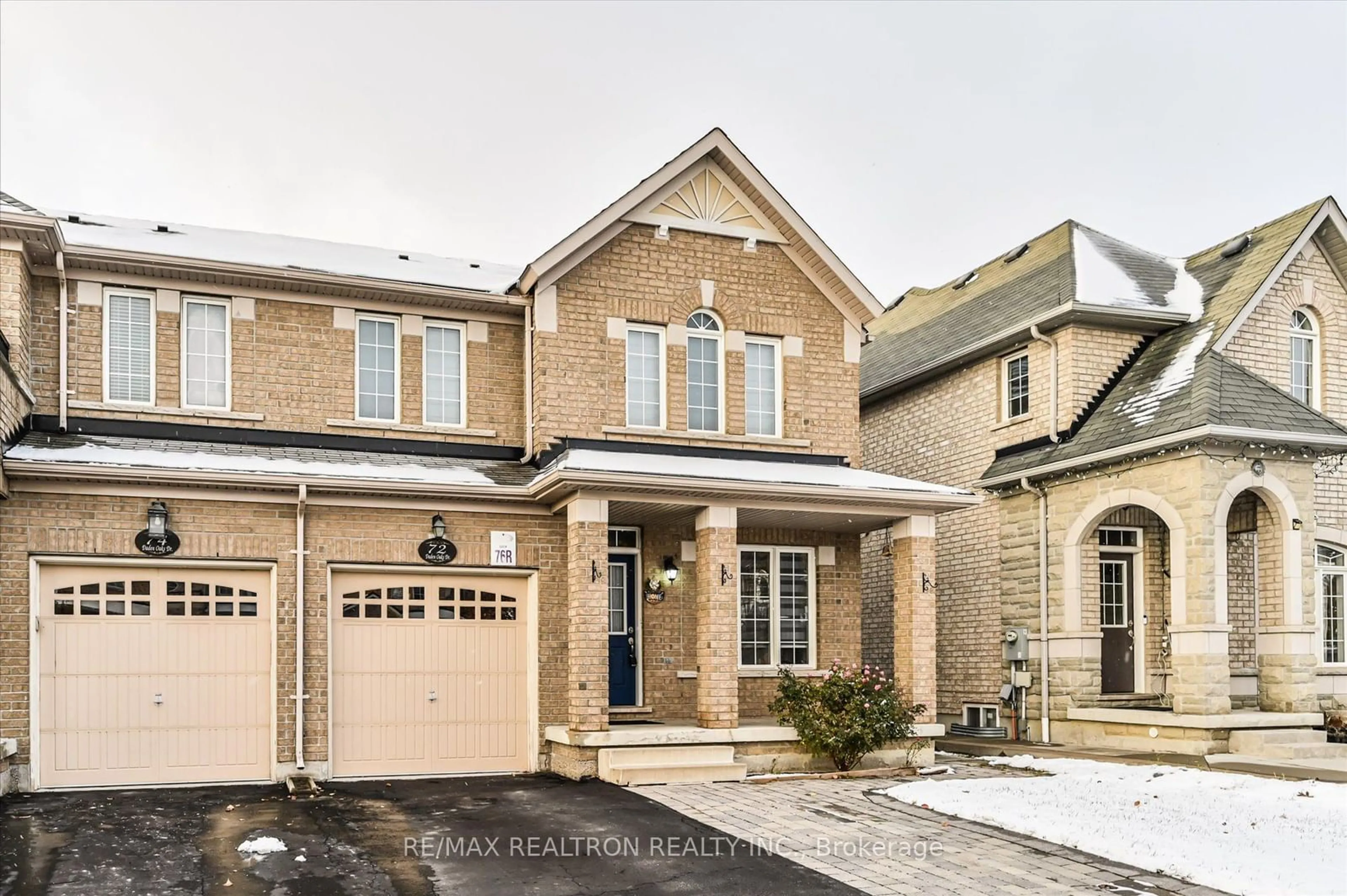 Home with brick exterior material for 72 Daden Oaks Dr, Brampton Ontario L6R 3R9