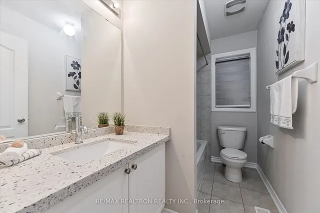 Additional property image - 72 Daden Oaks Dr