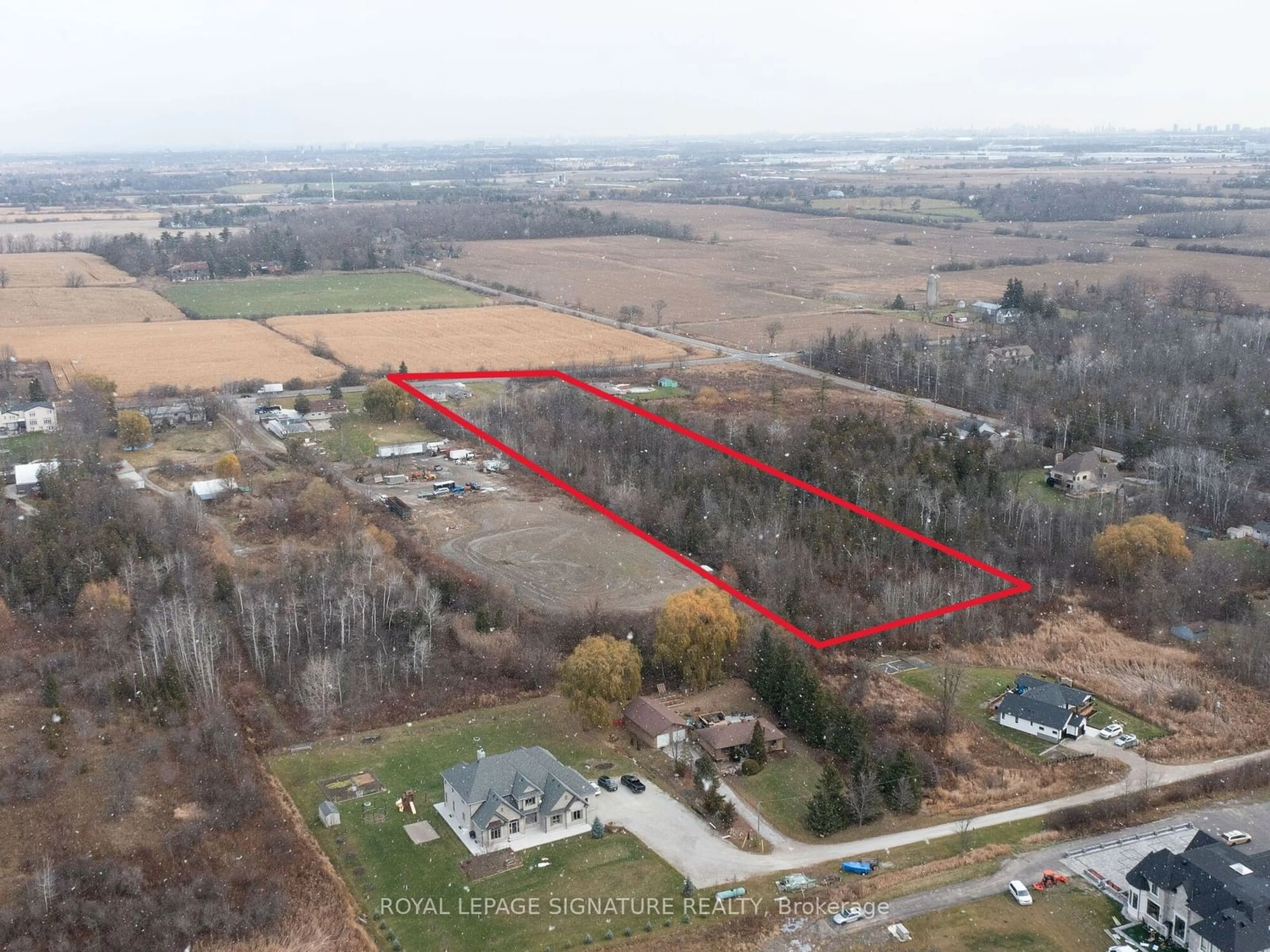 Frontside or backside of a home, the street view for 9052 Ninth Line, Halton Hills Ontario L0P 1K0