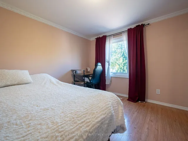 Additional property image - 1704 Oberon Cres