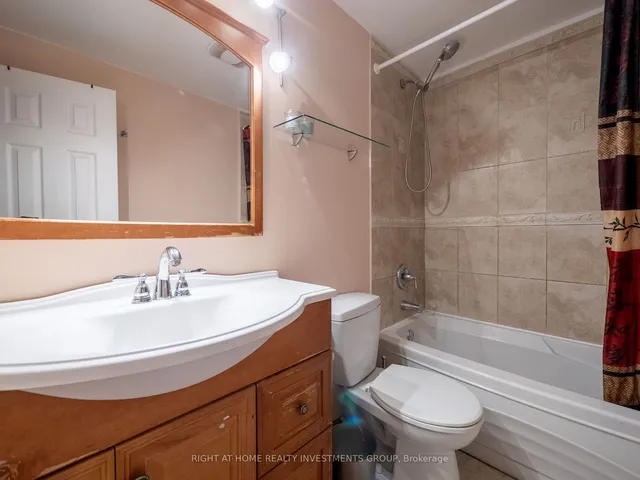 Additional property image - 1704 Oberon Cres
