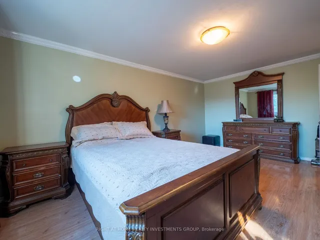 Additional property image - 1704 Oberon Cres