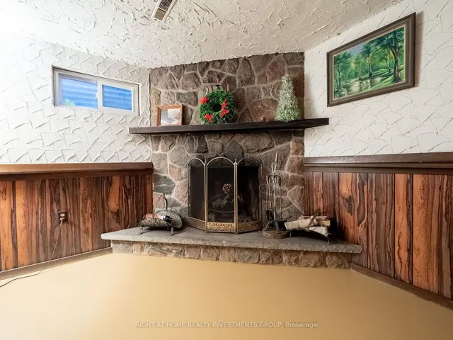 Additional property image - 1704 Oberon Cres