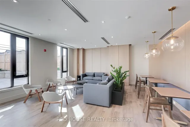 Additional property image - 1440 Clarriage Crt Unit 613