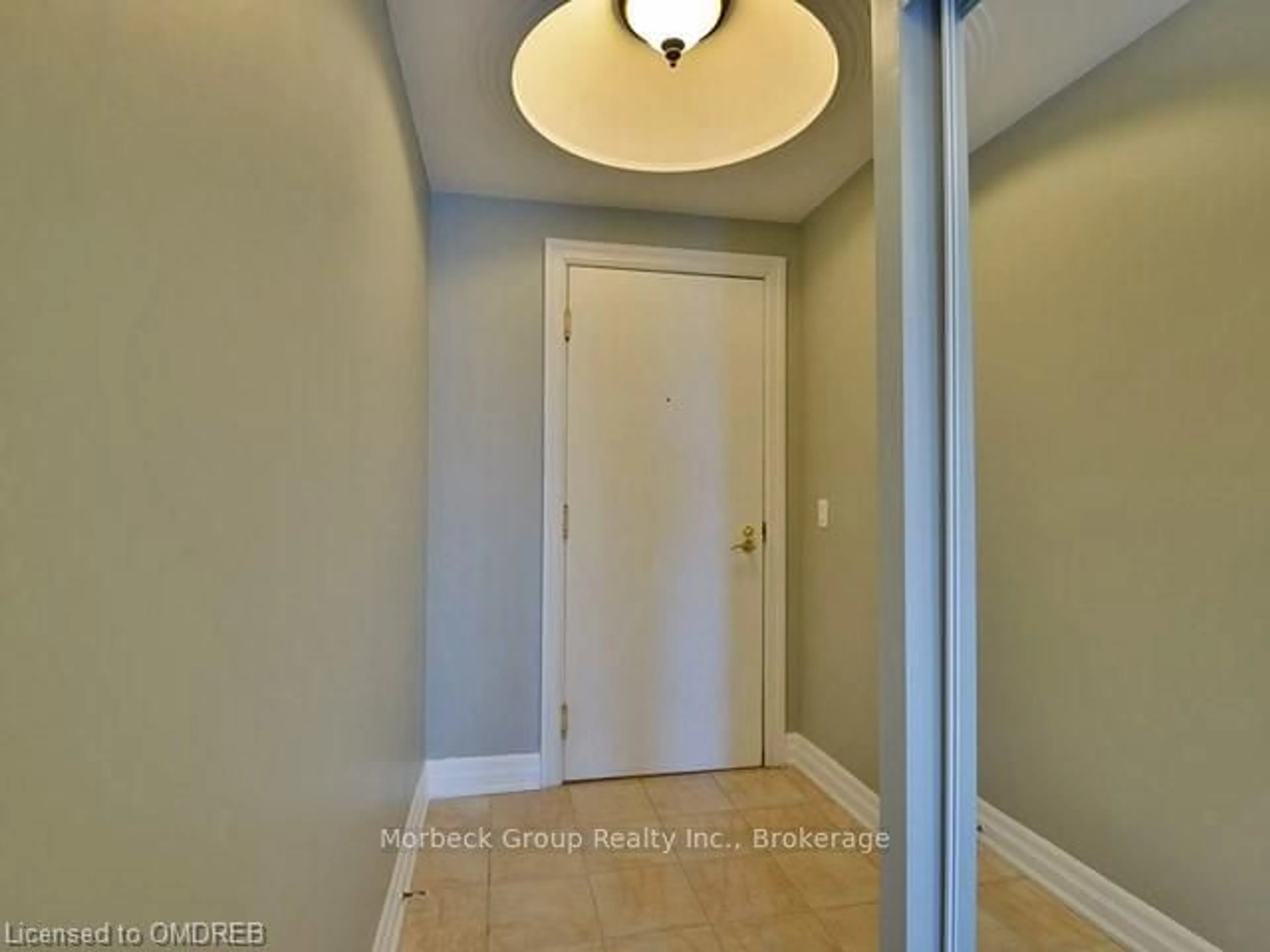 Indoor entryway, cement floor for 2083 LAKE SHORE Blvd #1514, Toronto Ontario M8V 2Z6