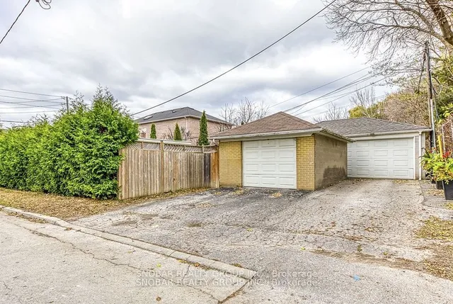 Additional property image - 533A McRoberts Ave
