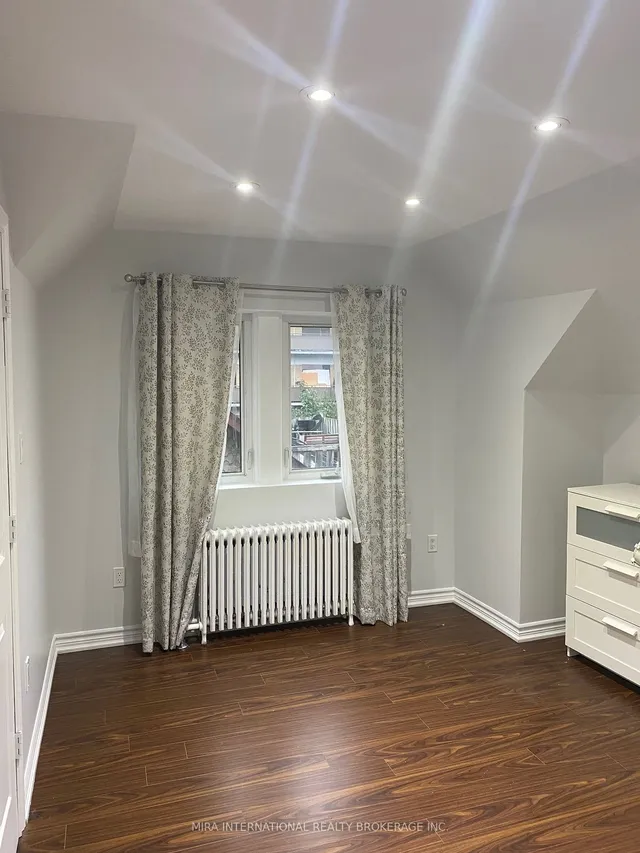 Additional property image - 11 Laxton Ave